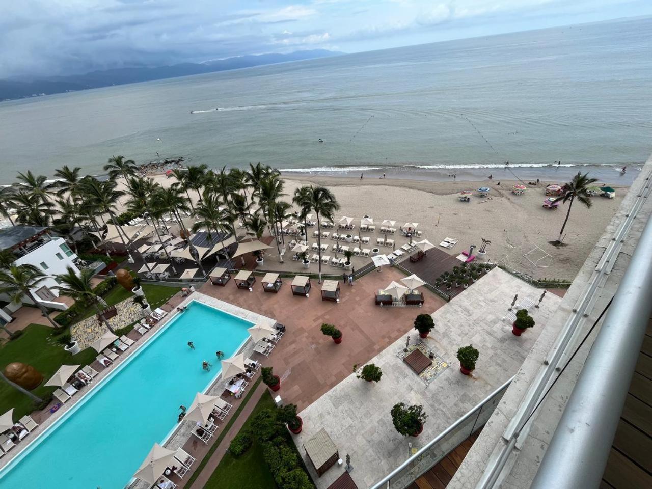 Icon Vallarta, プエルトバラータ エクステリア 写真