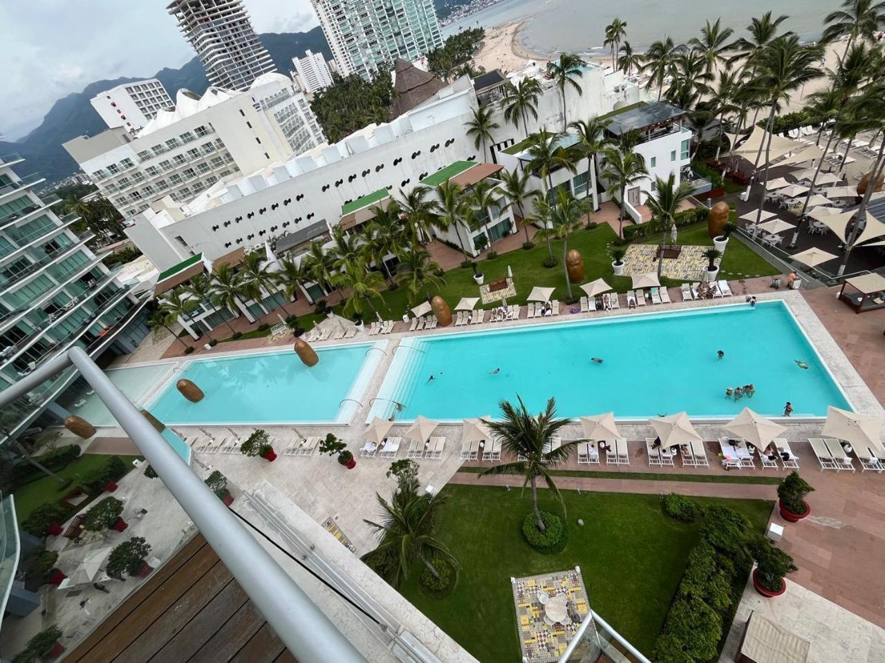 Icon Vallarta, プエルトバラータ エクステリア 写真